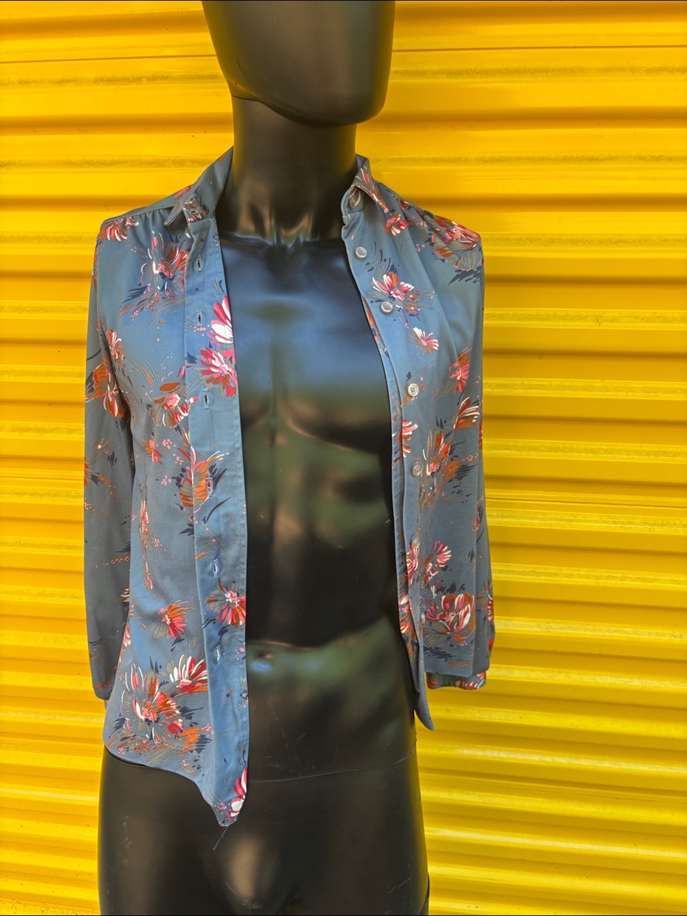 Blue Floral Button-Up Shirt Vintage Devon. - Picture 8 of 8